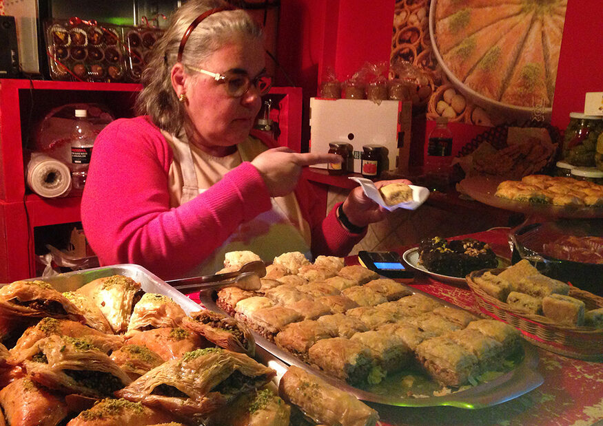 AL-JANIAH-BAKLAVA2-